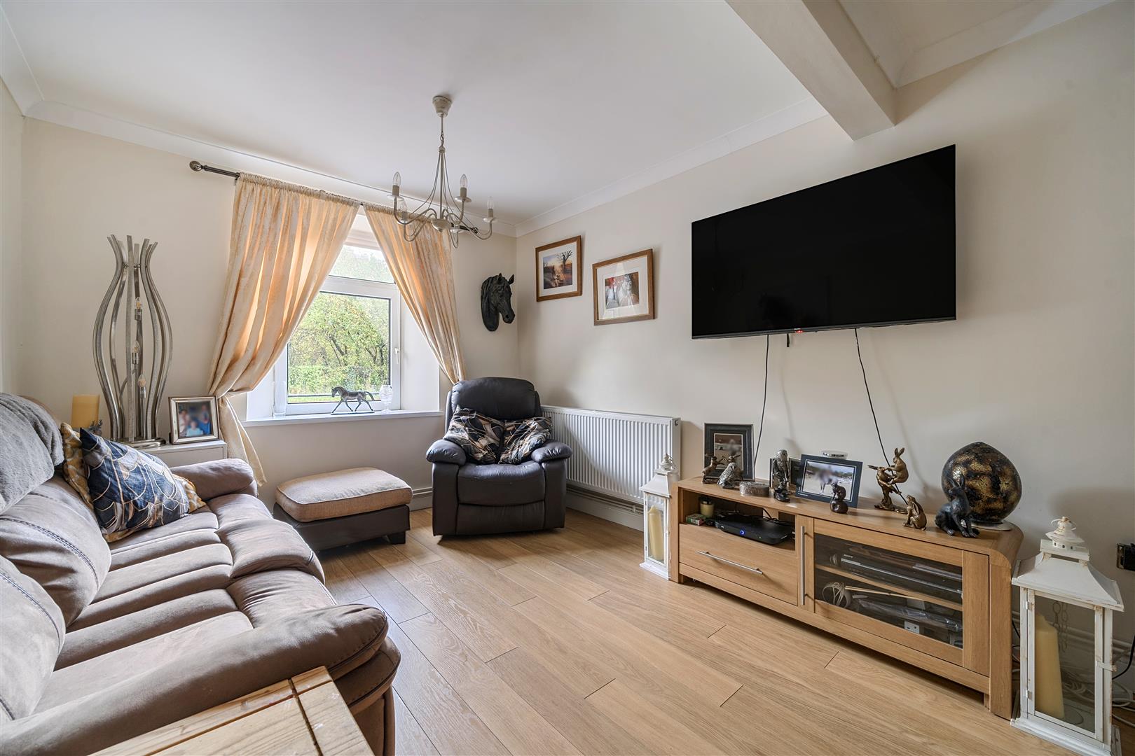 Pentre Road, Grovesend, Swansea, SA4 8DD